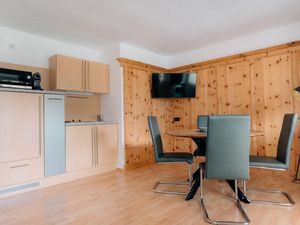 23951459-Ferienwohnung-3-Längenfeld-300x225-4