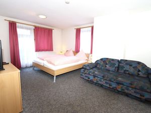 23896341-Ferienwohnung-9-Längenfeld-300x225-4