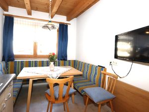 23896343-Ferienwohnung-7-Längenfeld-300x225-4