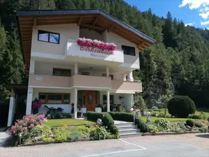 Ferienwohnung für 4 Personen (55 m²) in Längenfeld