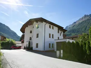 Ferienwohnung für 5 Personen (80 m²) in Längenfeld