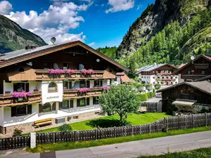 Ferienwohnung für 4 Personen (40 m²) in Längenfeld