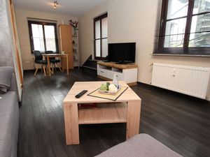 23393251-Ferienwohnung-2-Lage-300x225-2