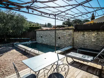 Ferienwohnung für 3 Personen (80 m²) in Lagnes 8/10