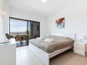 23703890-Ferienwohnung-4-Lagos-300x225-2