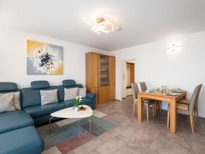 23856515-Ferienwohnung-6-Lahnstein-300x225-0