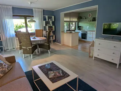 Photo, INSIDE, OUTSIDE