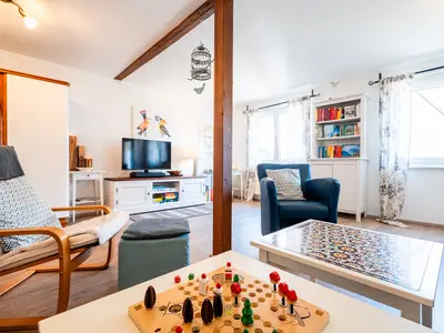 Photo, INSIDE, OUTSIDE