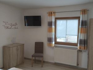 21990335-Ferienwohnung-7-Lam-300x225-1