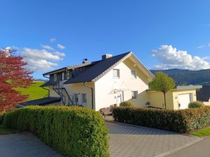 24008745-Ferienwohnung-6-Lam-300x225-1