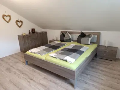 Schlafzimmer1