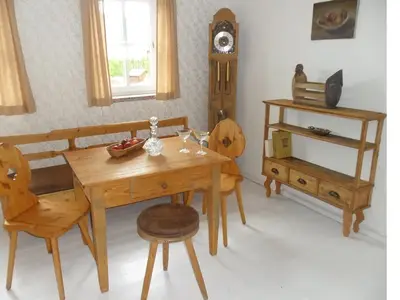 Wohnküche mit Esstis