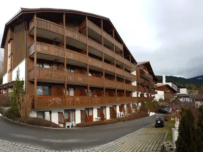 Appartmenthaus  Himm