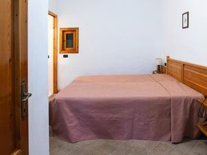 23324339-Ferienwohnung-2-Lamporecchio-300x225-5