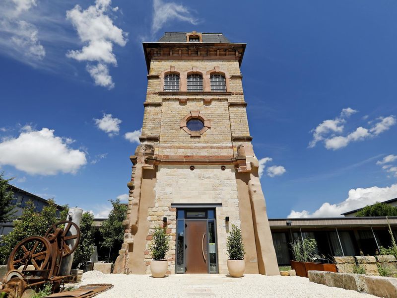 Wasserturm mit Ferienwohnungen