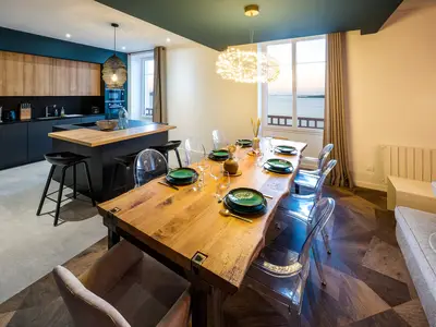 DiningRoom