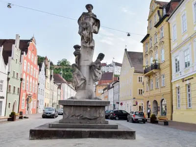 Landshut - Neustadt - Kriegerdenkmal