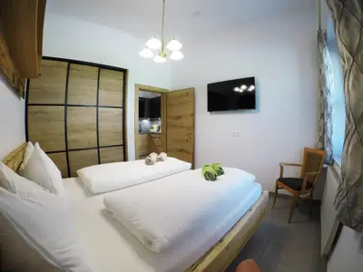 Schlafzimmer 2