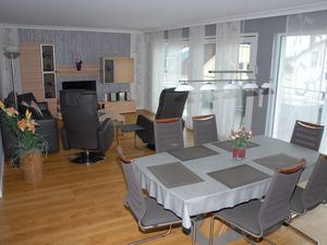 22208437-Ferienwohnung-3-Langenargen-300x225-2