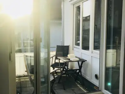 INSIDE, OUTSIDE