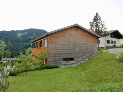 Ferienwohnung für 3 Personen (94 m²) in Langenegg 8/10