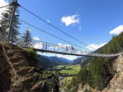 Hängebrücke Sommer