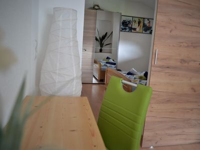 3. Zimmer mit Schiebetür getr. vom Schlafzimmer 2