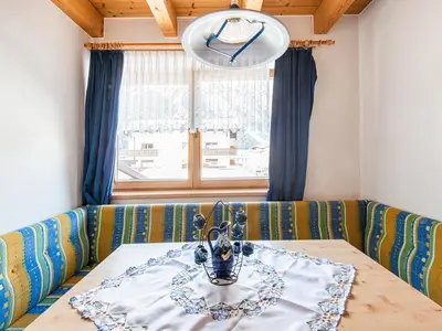DiningRoom