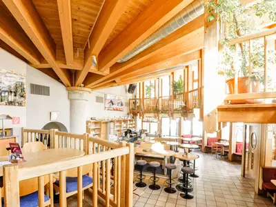 DiningRoom