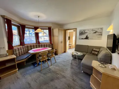 gemütlicher Wohnraum Wohnung Dorfblick