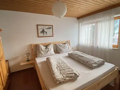 Doppelzimmer mit Zirbenbett