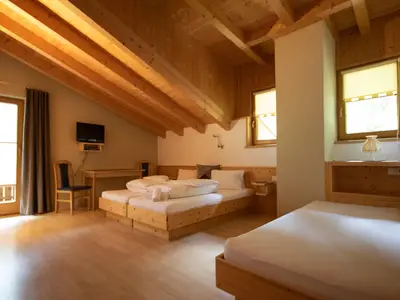 Schlafzimmer Tirol 1