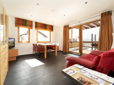 Appartement Herbst - Wohnbereich mit Zugang zur Te