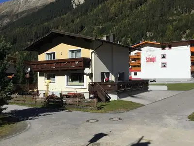 Ferienwohnung für 6 Personen (55 m²) in Längenfeld 1/10
