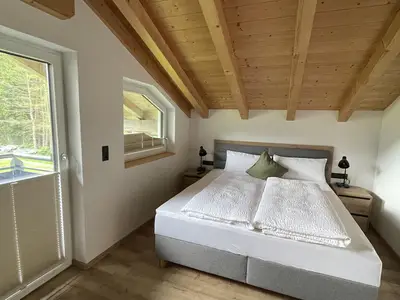 Schlafzimmer 1 mit TV