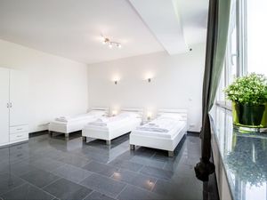 22335635-Ferienwohnung-8-Langenfeld (Nordrhein-Westfalen)-300x225-2