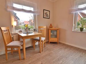 23875067-Ferienwohnung-2-Langeoog-300x225-1