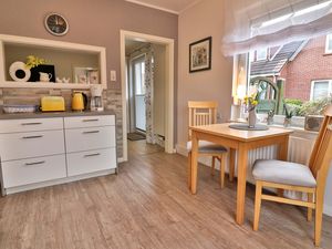 23875067-Ferienwohnung-2-Langeoog-300x225-2