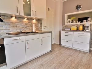 23875067-Ferienwohnung-2-Langeoog-300x225-3