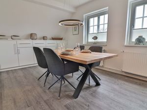 23875087-Ferienwohnung-2-Langeoog-300x225-4