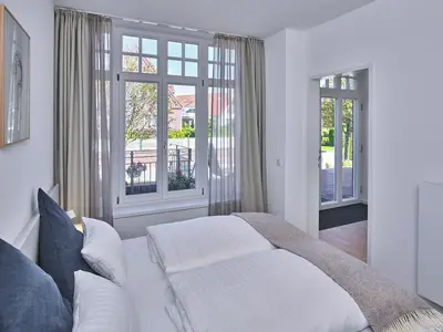 Schlafzimmer mit Doppelbett