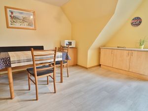 23875102-Ferienwohnung-4-Langeoog-300x225-2