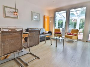 24056278-Ferienwohnung-6-Langeoog-300x225-1