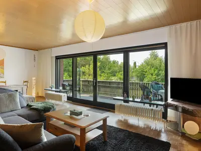 Photo, INSIDE, OUTSIDE