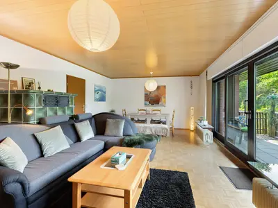 Photo, INSIDE, OUTSIDE