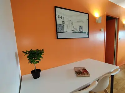 DiningRoom