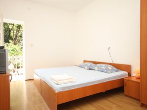 18790445-Ferienwohnung-3-Lastovo-300x225-5