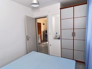 18979959-Ferienwohnung-2-Lastovo-300x225-5