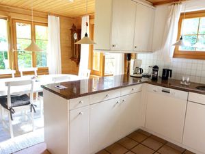 23854767-Ferienwohnung-6-Lauenen-300x225-5