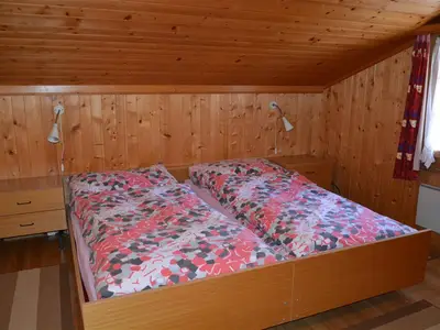 Schlafzimmer 2